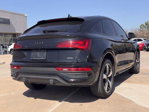 2023 Audi Q5 45 S line Prestige