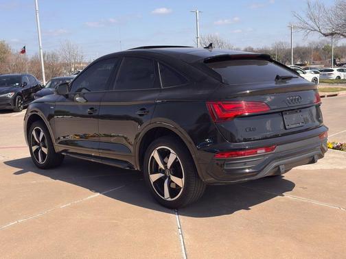 2023 Audi Q5 45 S line Prestige