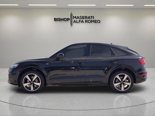 2023 Audi Q5 45 S line Prestige