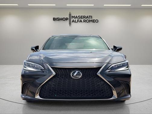 2024 Lexus ES 350 F SPORT Handling