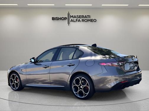 2024 Alfa Romeo Giulia Veloce