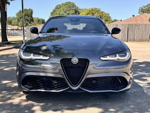 2024 Alfa Romeo Giulia Veloce