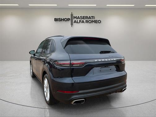 2022 Porsche Cayenne AWD