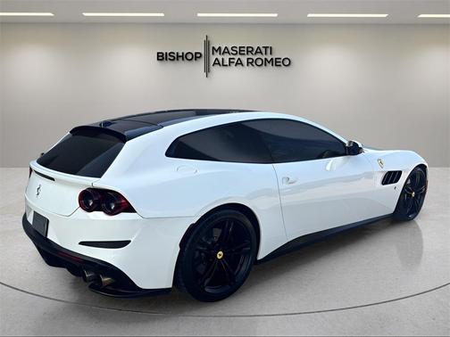 2017 Ferrari GTC4Lusso V12