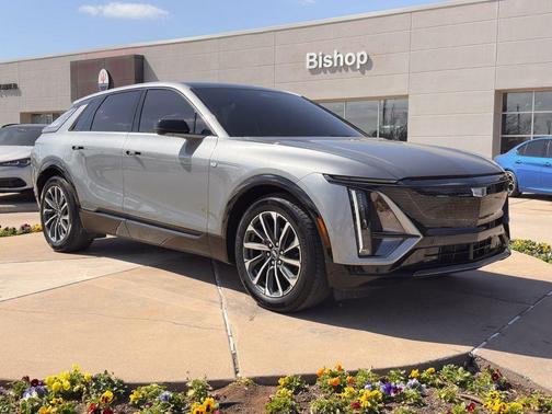 2024 Cadillac LYRIQ Sport