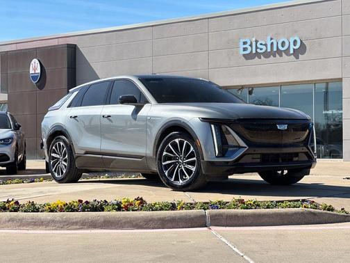 2024 Cadillac LYRIQ Sport