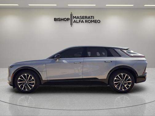 2024 Cadillac LYRIQ Sport