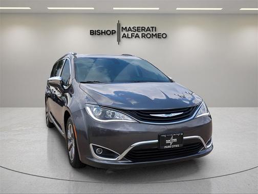 2018 Chrysler Pacifica Hybrid Limited