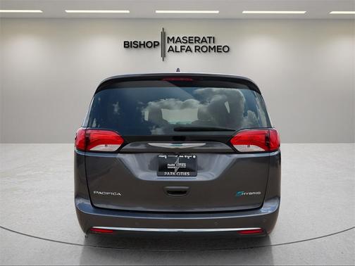 2018 Chrysler Pacifica Hybrid Limited