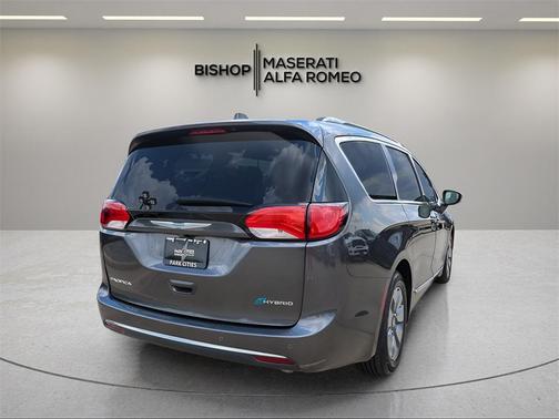 2018 Chrysler Pacifica Hybrid Limited