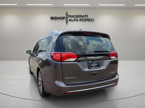 2018 Chrysler Pacifica Hybrid Limited