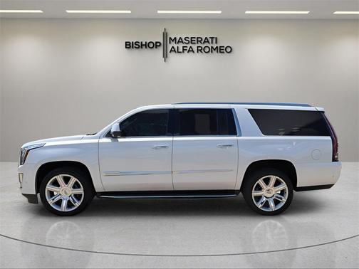 2018 Cadillac Escalade ESV Luxury