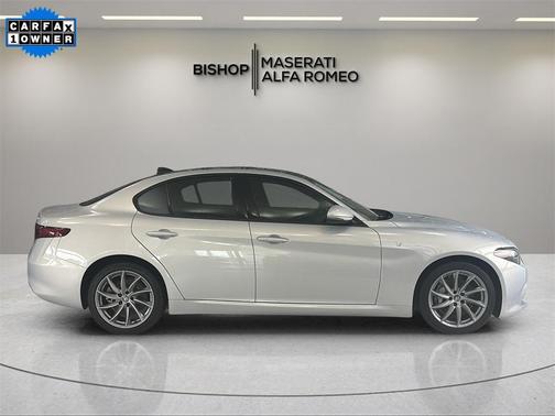 2022 Alfa Romeo Giulia Ti