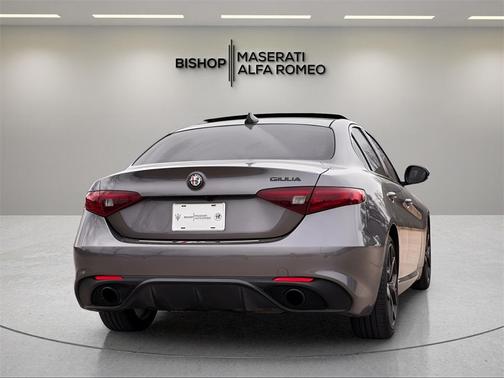 2020 Alfa Romeo Giulia Base
