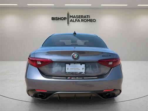 2020 Alfa Romeo Giulia Base