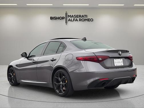 2020 Alfa Romeo Giulia Base