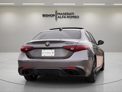 2020 Alfa Romeo Giulia Base
