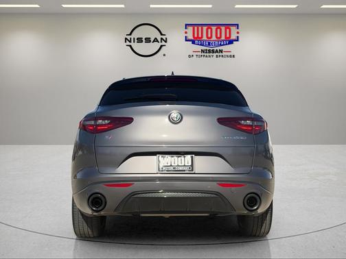 Vesuvio Gray Metallic 2023 Alfa Romeo Stelvio Veloce