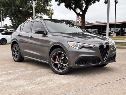 Vesuvio Gray Metallic 2023 Alfa Romeo Stelvio Veloce