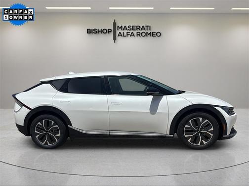 2024 Kia EV6 Light