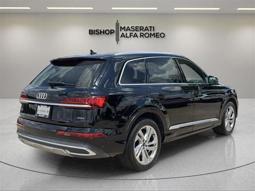 2021 Audi Q7 45 Premium Plus