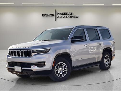 2023 Jeep Wagoneer Base
