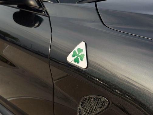 2023 Alfa Romeo Giulia Quadrifoglio