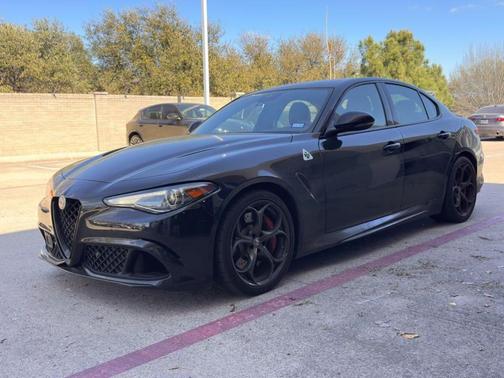 2023 Alfa Romeo Giulia Quadrifoglio