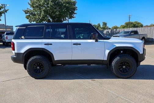 2024 Toyota Land Cruiser 1958 LIFT/WHEELS/TIRES/TUXEDO TOP