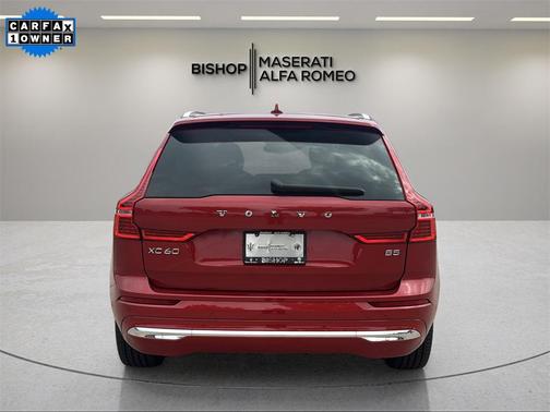 2022 Volvo XC60 B5 Inscription