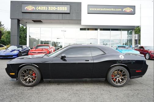 2010 Dodge Challenger SRT8