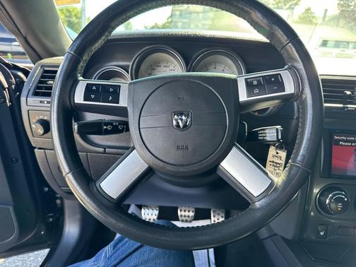 2010 Dodge Challenger SRT8