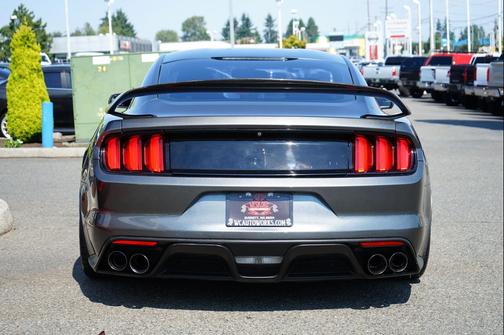 2016 Ford Shelby GT350 Base