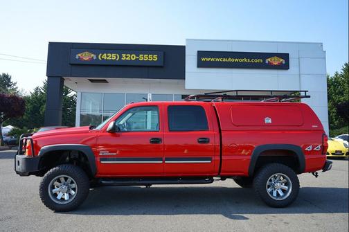 2005 Chevrolet Silverado 2500 LT H/D Crew Cab