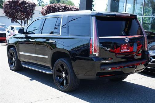 2015 Cadillac Escalade Luxury