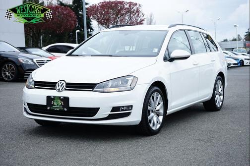 2016 Volkswagen Golf SportWagen TSI SE 4-Door