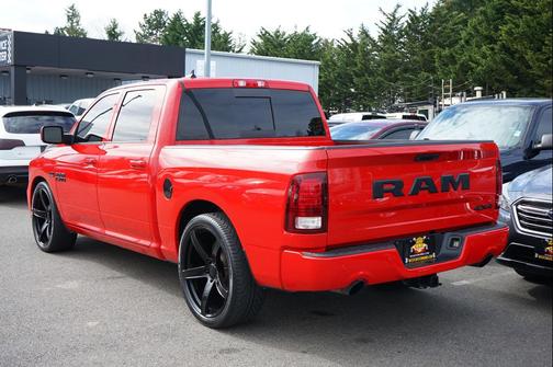 2017 RAM 1500 Night Crew Cab 4x4 5'7' Box