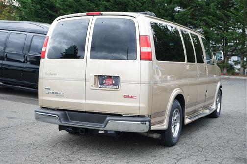 2011 GMC Savana 1500 Upfitter