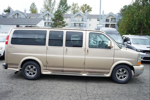 2011 GMC Savana 1500 Upfitter