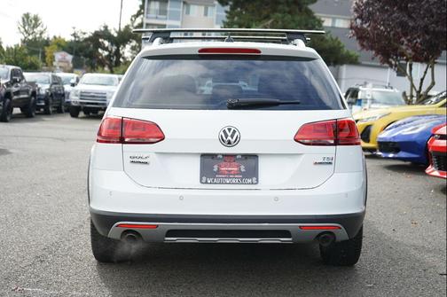 2017 Volkswagen Golf Alltrack TSI SE