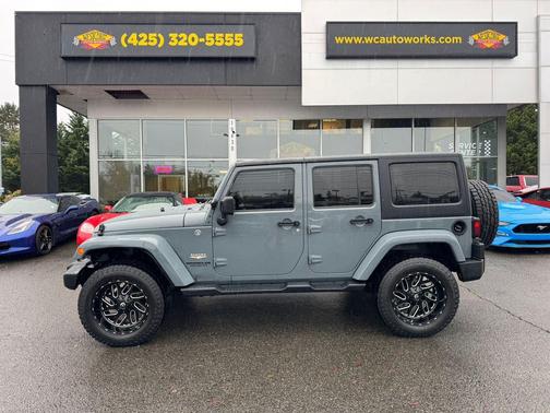 2014 Jeep Wrangler Unlimited Sahara