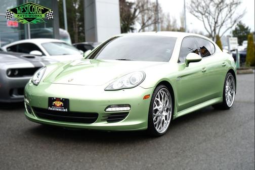 2011 Porsche Panamera 4