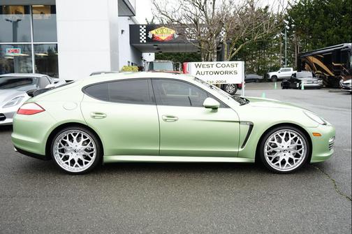 2011 Porsche Panamera 4