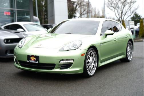2011 Porsche Panamera 4