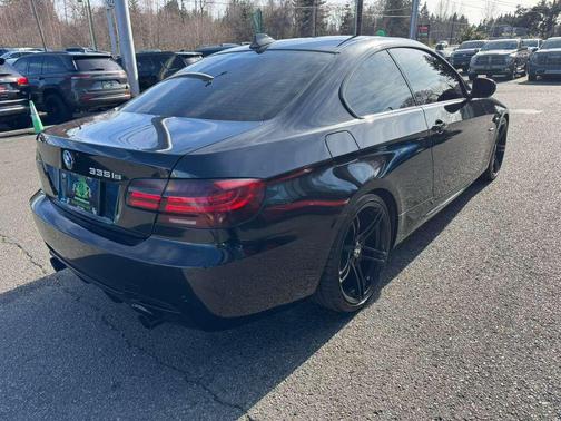2011 BMW 335 335is