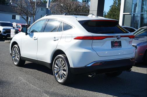 2023 Toyota Venza XLE