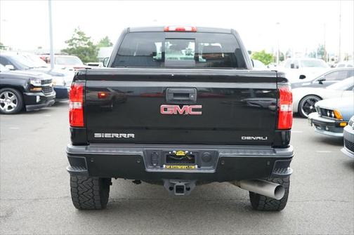 2015 GMC Sierra 2500 Denali