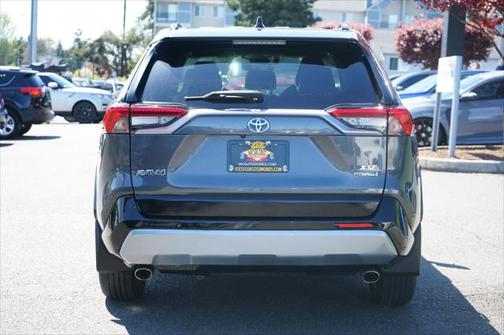 2021 Toyota RAV4 Hybrid SE