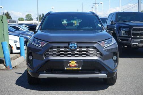 2021 Toyota RAV4 Hybrid SE