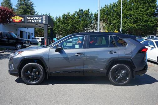 2021 Toyota RAV4 Hybrid SE